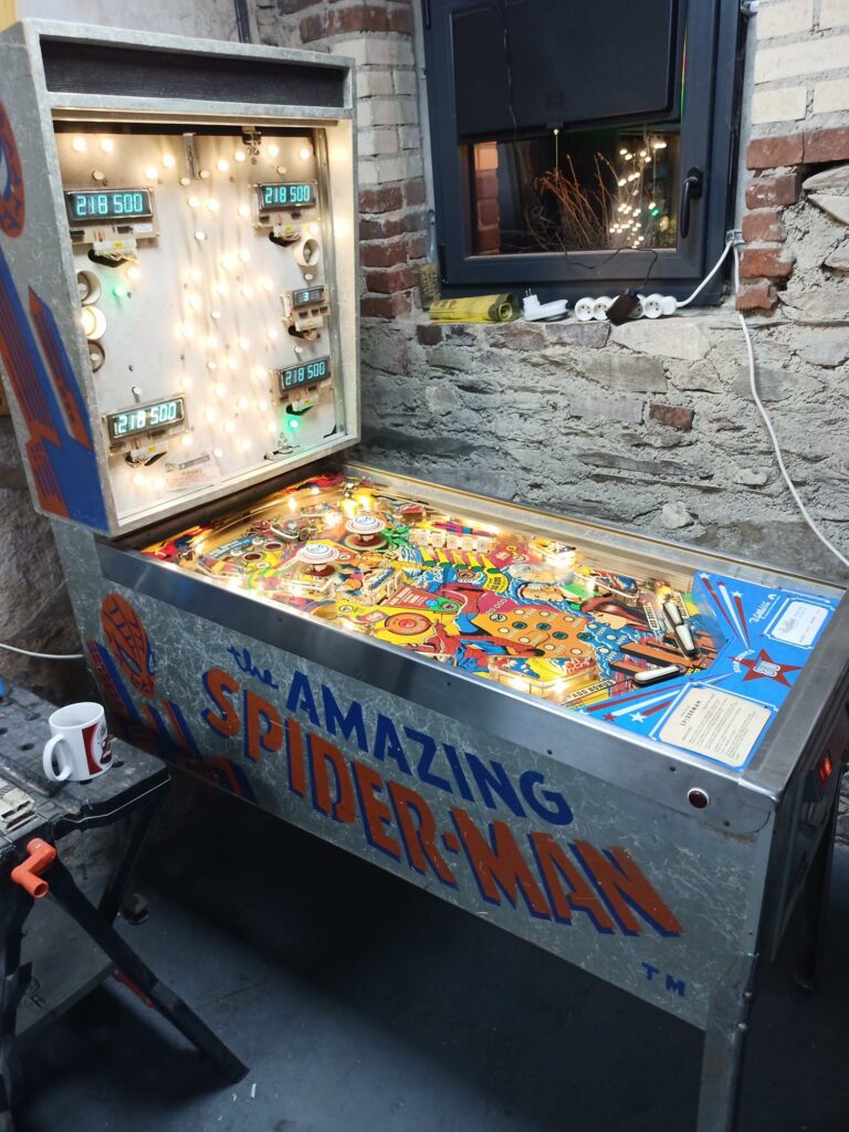 Flipper gottlieb The Amazing Spider-Man -1980 - vue exterieure