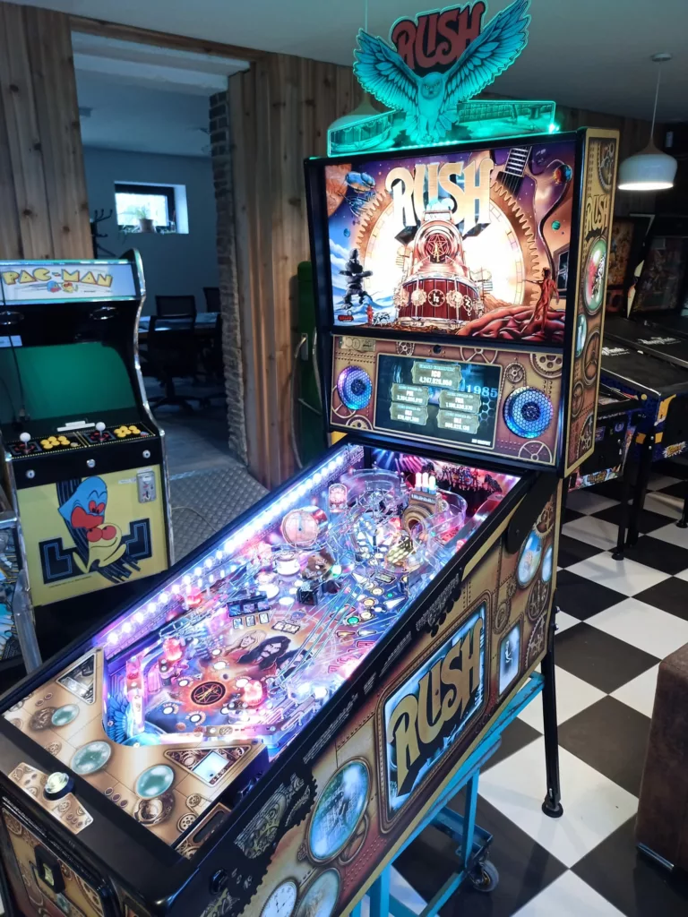 Flipper Stern 2022 Rush LE-vue exterieure-