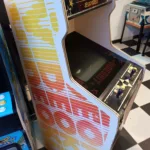 borne arcade multi-jeux videokit vue coté