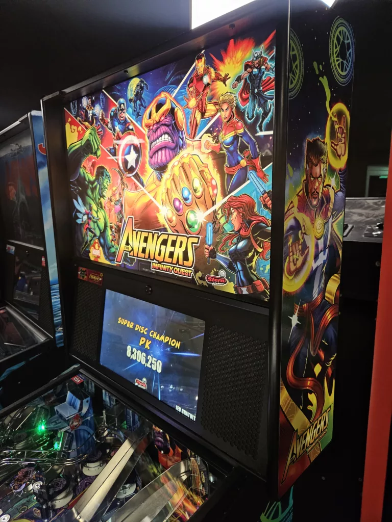 Flipper Stern Avengers Infinity quest - fronton-