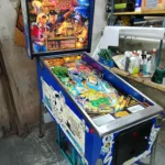 Flipper Bally WPC Gilligan's Island 1991 - vue coté -