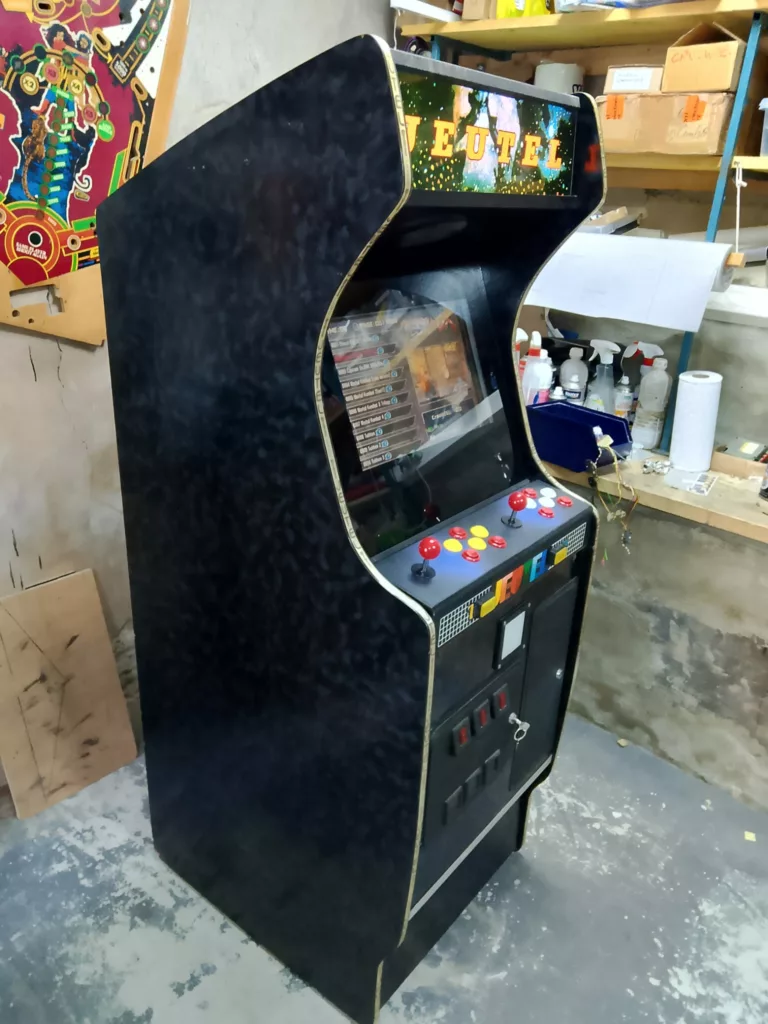borne arcades 80s multijeux vue de face