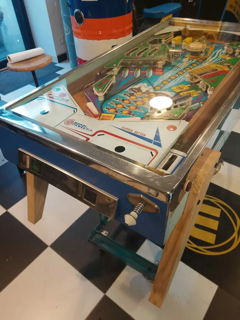 flipper recel underwater 1976 - table basse-